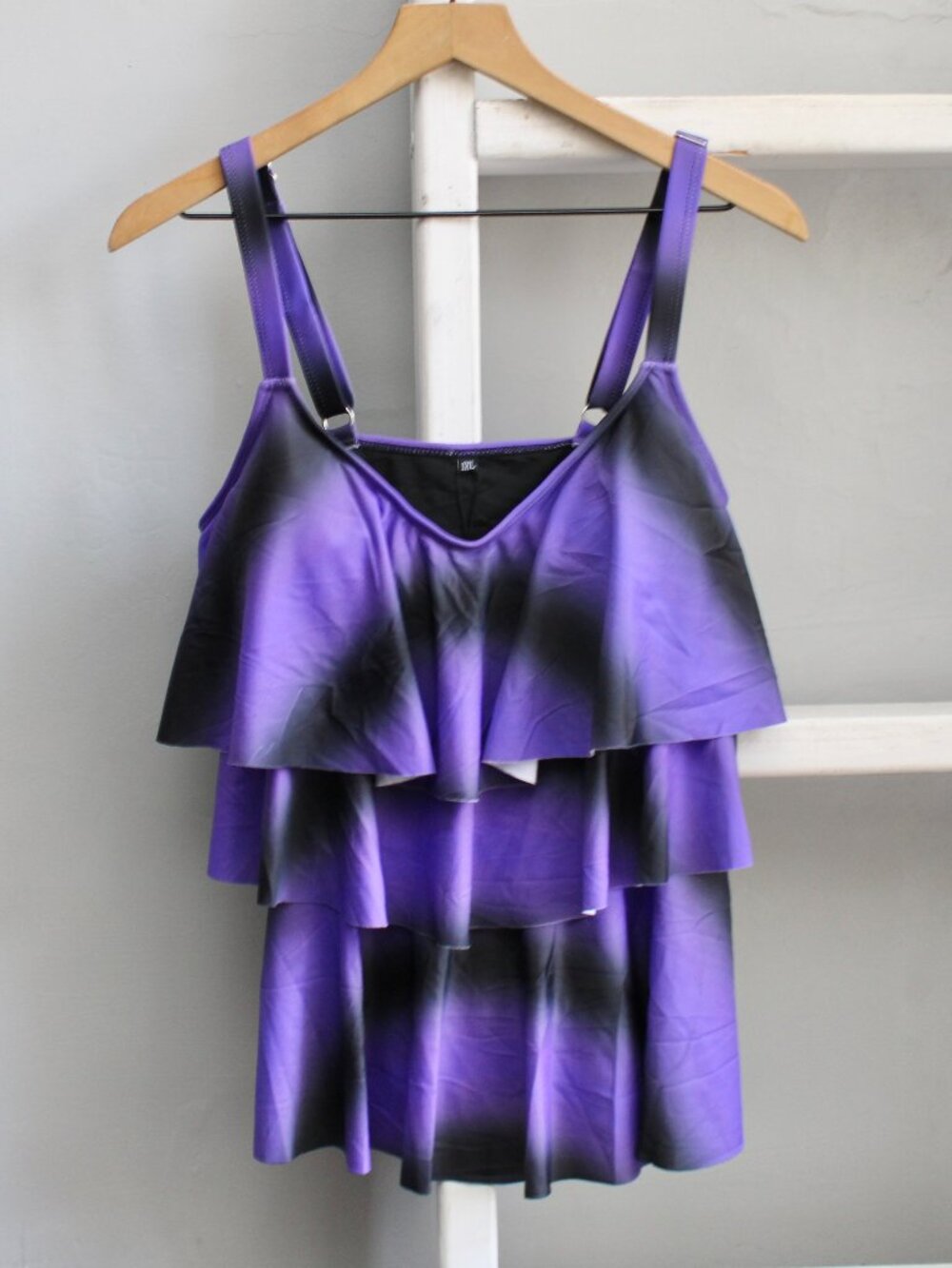 Folunsi Purple Black Tiered Ruffle Tankini Swim Top Tie-Dye Ombre  Size 1XL NWT